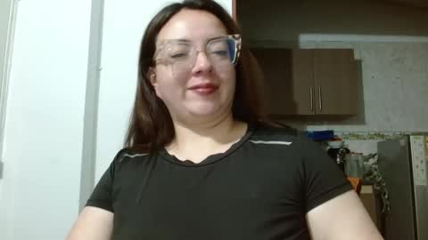 eva   online show from 02-17-25, 08:19