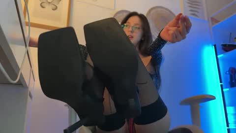 misslalii online show from 03-06-26, 07:54