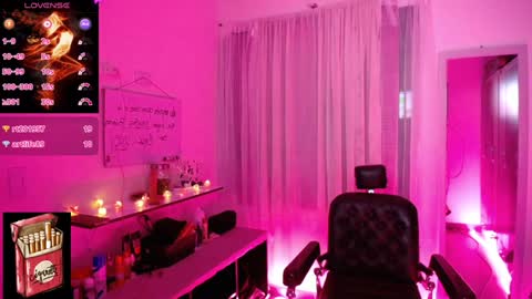 Snapshot of misslana_wn chatting on 01-24-25, 06:57 LanaLul online show from 01-24-25, 06:57