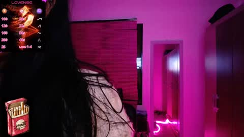 Snapshot of misslana_wn chatting on 11-06-25, 05:41 LanaLul online show from 11-06-25, 05:41