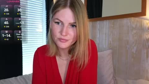 Snapshot of misslucci chatting on 04-21-26, 02:12 Misslucci online show from 04-21-26, 02:12