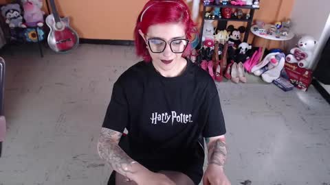 Miss Mia online show from 02-06-25, 02:04