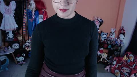 Miss Mia online show from 05-05-26, 11:29