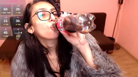 missmiax1 online show from 09-23-25, 06:49