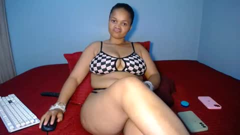 mimmi online show from 12-19-24, 09:18