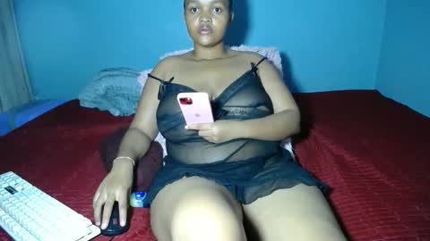 Snapshot of missmimmi69 chatting on 05-06-26, 06:19 mimmi online show from 05-06-26, 06:19