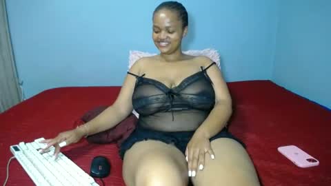Snapshot of missmimmi69 chatting on 06-12-26, 07:18 mimmi online show from 06-12-26, 07:18
