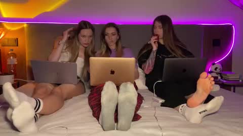 missmiroslava online show from 02-07-26, 03:16