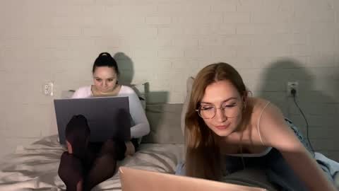 Snapshot of missmiroslava chatting on 04-08-26, 01:11 missmiroslava online show from 04-08-26, 01:11
