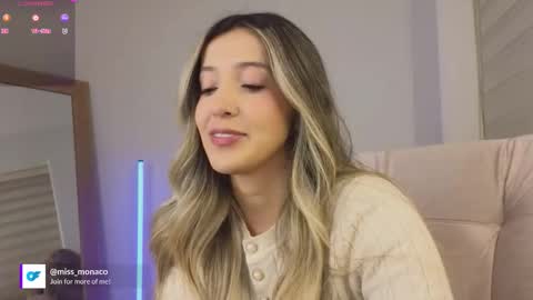 Snapshot of missmonaco chatting on 10-09-25, 03:37 Emma Rivera online show from 10-09-25, 03:37