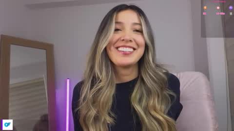 Snapshot of missmonaco chatting on 11-14-25, 03:27 Emma Rivera online show from 11-14-25, 03:27