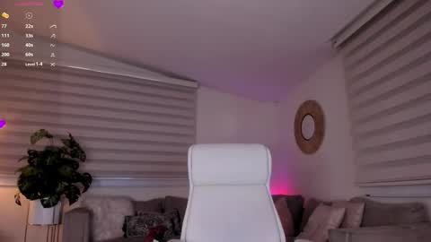 Carla  online show from 02-10-26, 11:20