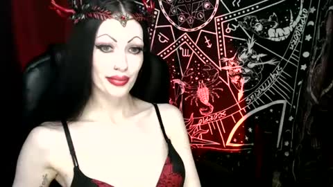 Snapshot of missmoondoll chatting on 01-30-25, 05:09 MissMoonDoll online show from 01-30-25, 05:09