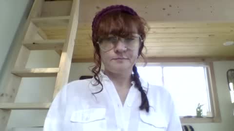 Snapshot of missmoonmagic13 chatting on 12-11-24, 09:45 Maxxx online show from 12-11-24, 09:45