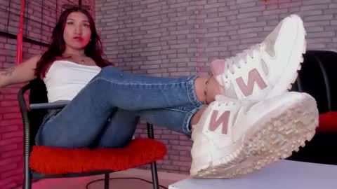 Alana online show from 05-05-26, 03:31