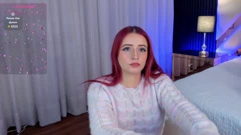 Snapshot of misspaulina__ chatting on 12-22-24, 12:17 Pau Giraldo online show from 12-22-24, 12:17