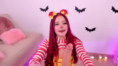 Snapshot of misspaulina__ chatting on 10-14-25, 09:48 Pau Giraldo online show from 10-14-25, 09:48