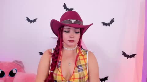 Snapshot of misspaulina__ chatting on 10-16-25, 10:00 Pau Giraldo online show from 10-16-25, 10:00