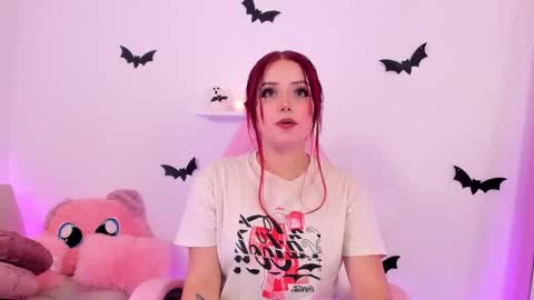 Snapshot of misspaulina__ chatting on 10-20-25, 12:22 Pau Giraldo online show from 10-20-25, 12:22