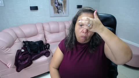 Snapshot of misspenelopenipples chatting on 01-08-25, 12:05 Penelope online show from 01-08-25, 12:05