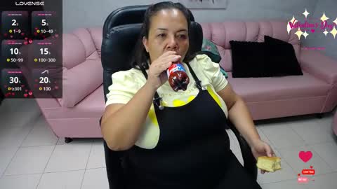 Snapshot of misspenelopenipples chatting on 02-18-25, 11:55 Penelope online show from 02-18-25, 11:55