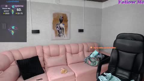 Snapshot of misspenelopenipples chatting on 02-20-25, 03:08 Penelope online show from 02-20-25, 03:08