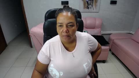 Snapshot of misspenelopenipples chatting on 03-07-25, 11:40 Penelope online show from 03-07-25, 11:40