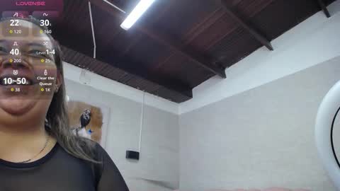 Snapshot of misspenelopenipples chatting on 10-10-25, 11:53 Penelope online show from 10-10-25, 11:53