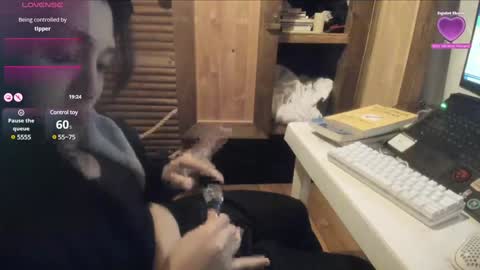 sarah online show from 01-12-25, 05:45