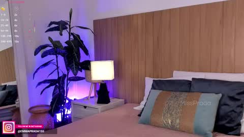 Emma Prada online show from 12-02-25, 11:48