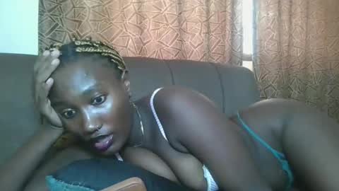 Snapshot of missprettygal chatting on 03-15-26, 09:26 pretty gal online show from 03-15-26, 09:26