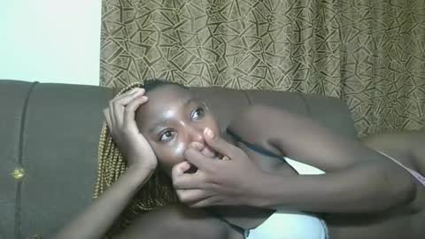 Snapshot of missprettygal chatting on 03-21-26, 02:16 pretty gal online show from 03-21-26, 02:16