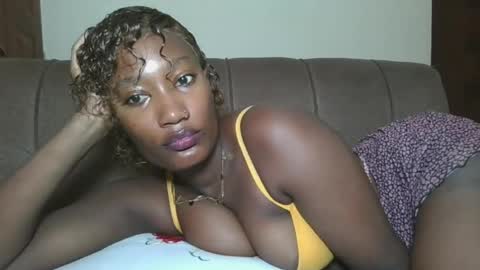 Snapshot of missprettygal chatting on 06-20-26, 02:09 pretty gal online show from 06-20-26, 02:09