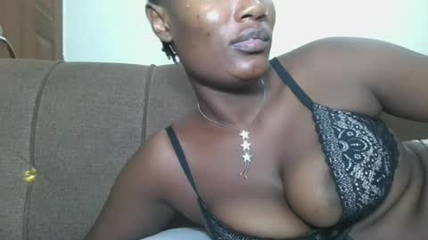 Snapshot of missprettygal chatting on 06-23-26, 10:19 pretty gal online show from 06-23-26, 10:19