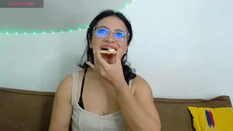 kassandra online show from 08-08-26, 04:53