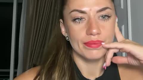 Snapshot of missroriann chatting on 05-22-26, 04:23 missroriann online show from 05-22-26, 04:23