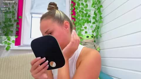 . online show from 09-25-25, 08:07