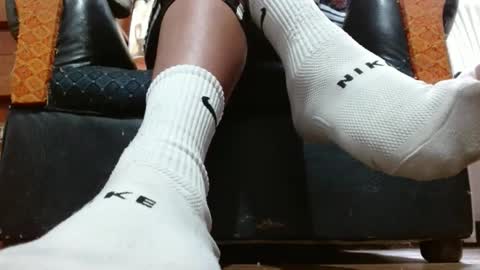 TELL ME MISS online show from 09-30-25, 02:11