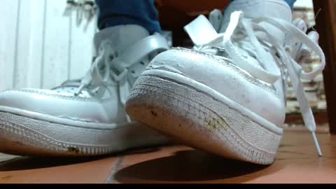 TELL ME MISS online show from 10-03-25, 02:52