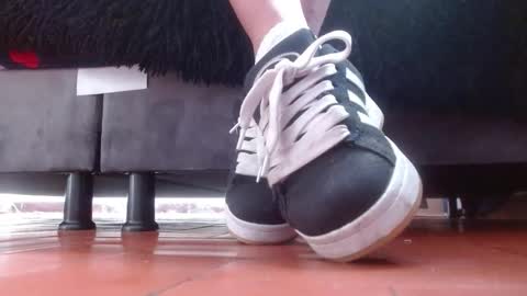 TELL ME MISS online show from 11-20-25, 03:12