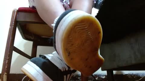 TELL ME MISS online show from 12-17-25, 04:24