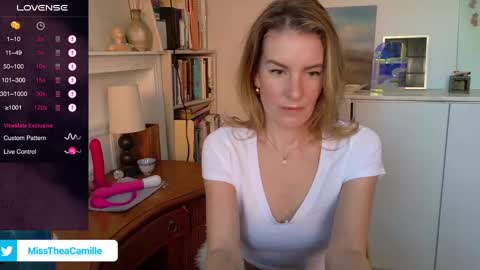 Snapshot of misstheacamille chatting on 01-17-25, 07:49 MissThea online show from 01-17-25, 07:49