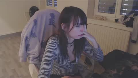 Snapshot of missthon chatting on 12-18-24, 04:17 missthon online show from 12-18-24, 04:17