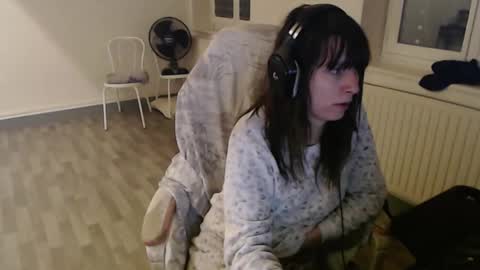 Snapshot of missthon chatting on 01-06-25, 12:37 missthon online show from 01-06-25, 12:37