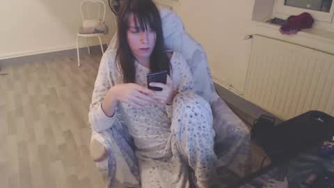 Snapshot of missthon chatting on 01-06-25, 05:06 missthon online show from 01-06-25, 05:06