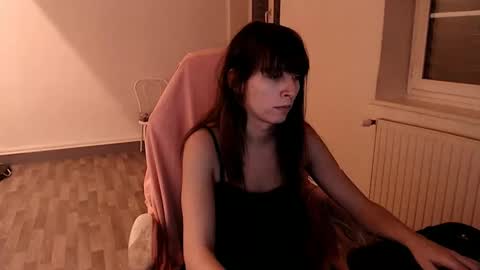 Snapshot of missthon chatting on 01-12-25, 07:21 missthon online show from 01-12-25, 07:21