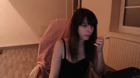 Snapshot of missthon chatting on 01-12-25, 10:22 missthon online show from 01-12-25, 10:22