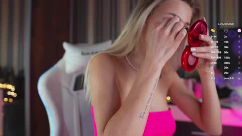 Snapshot of misstics_ chatting on 01-09-25, 06:47 Eva online show from 01-09-25, 06:47