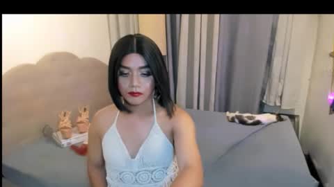 K Y R I E  online show from 10-15-25, 08:03