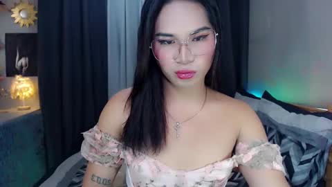 Snapshot of misstrishontop chatting on 01-15-25, 07:59 misstrishontop online show from 01-15-25, 07:59
